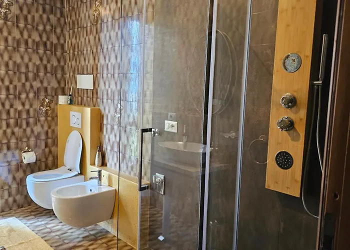 Villa Lago Foreground Lakefront Beach Bike&Boat& Scooter Lake Como Holiday home Colico