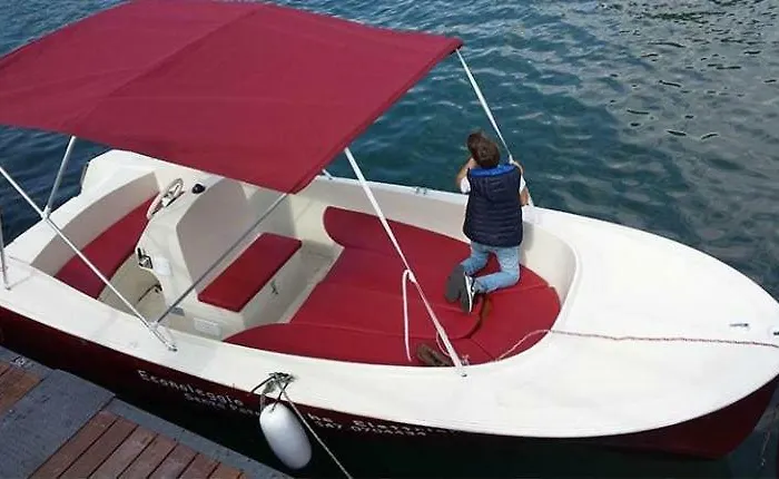 Villa Lago Foreground Lakefront Beach Bike&Boat& Scooter Lake Como Holiday home Colico