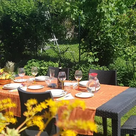 Foreground - Pet Friendly Stay- Garden-parking-lake View- Bike Friendly House Colico