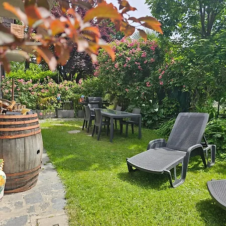 בית נופש Foreground Lakefront Bike&boat& Scooter