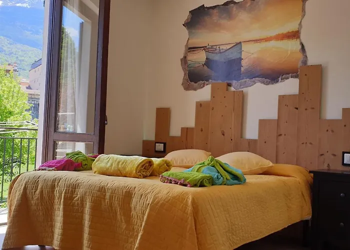 Foreground Lakefront Bike&boat& Scooter בית נופש