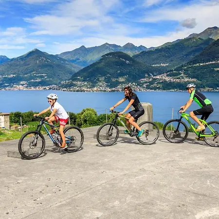 Foregorund Lakeview Winter Retreat Three-bedroom With Balcony * Colico