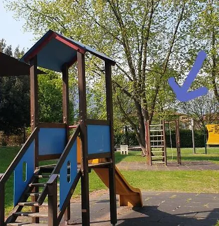 Feriehus Foregorund Lakeview Winter Retreat Three-bedroom With Balcony Colico