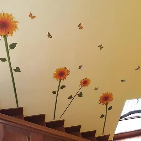 Feriehus Foregorund Lakeview Winter Retreat Three-bedroom With Balcony